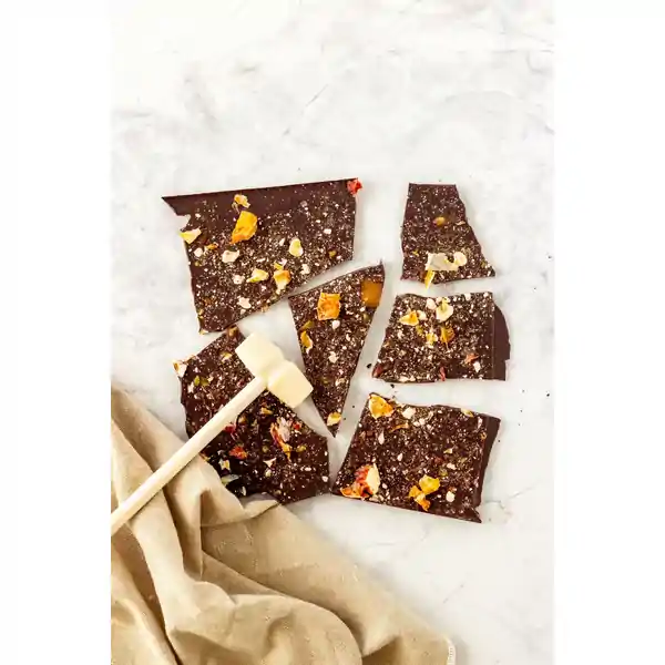 Remarkable Chocolate Smash Bark Luxury Hazelnut & Orange 135g (10) — additional view