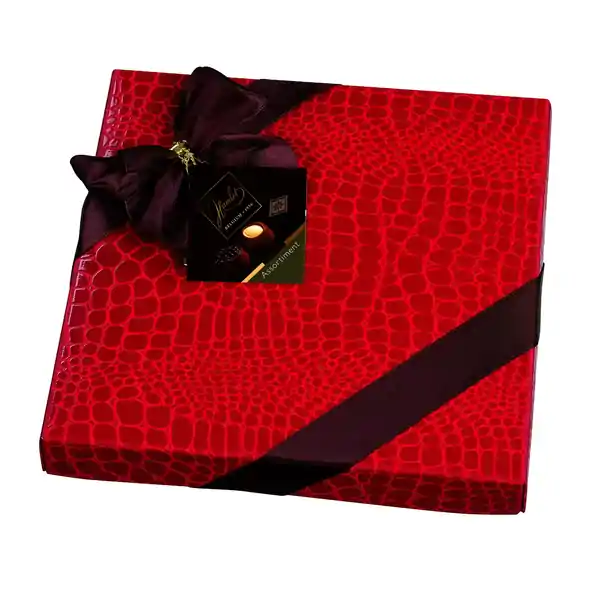 Hamlet Chocolate Gift Box with Ribbon 